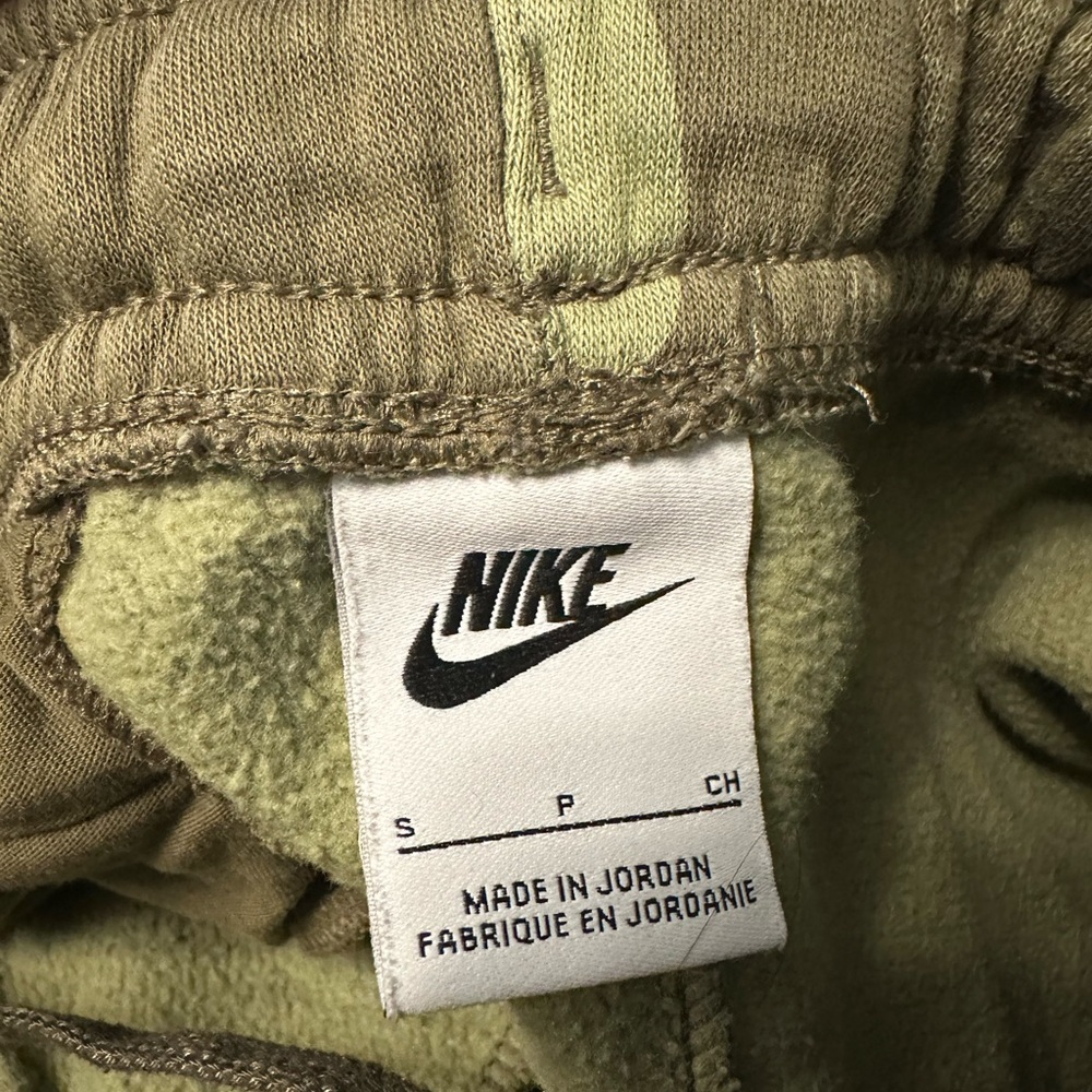 Nike Men’s small sweat pants - Picture 3 of 3